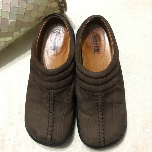 earth shoes mules